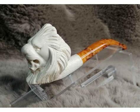 Lion Pipe